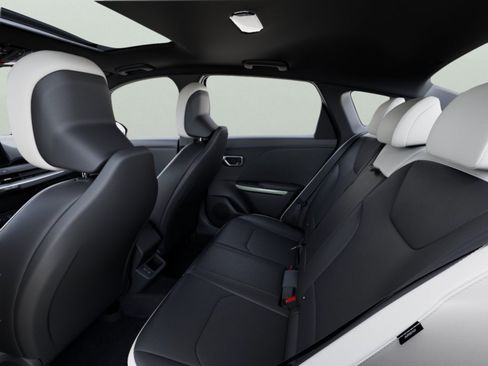 New 2026 Kia K4 GT-Line Turbo w/ GT-Line Premium Package FWD image 14