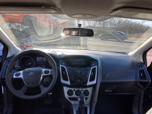 Used 2012 Ford Focus SE image 30