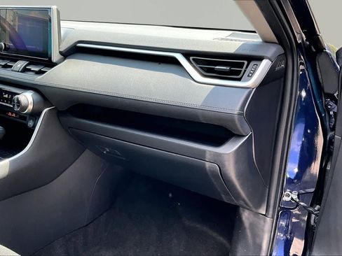 Certified 2025 Toyota RAV4 XLE AWD/4WD image 19