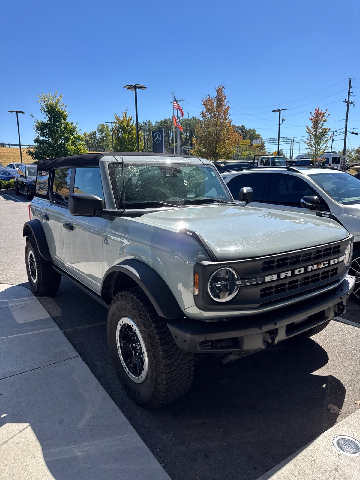 Used 2024 Ford Bronco Black Diamond w/ Sasquatch Package AWD/4WD image 1