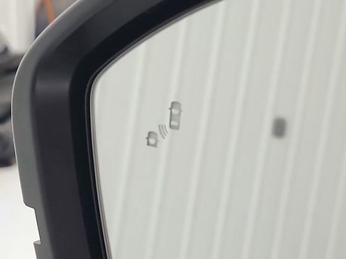 New 2026 Nissan Pathfinder SL FWD image 21