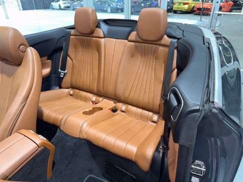 Used 2018 Mercedes-Benz E 400 4MATIC Cabriolet image 58
