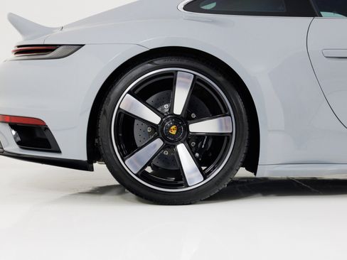 Used 2023 Porsche 911 Sport Classic RWD image 12