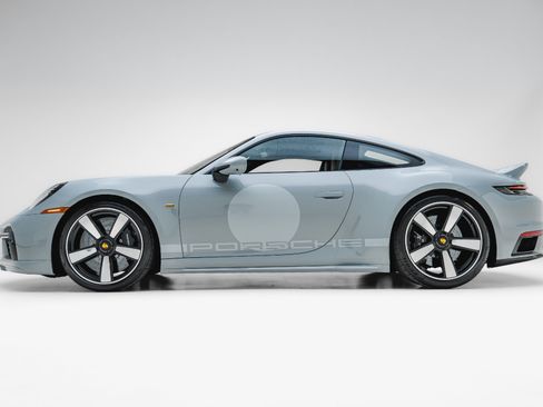 Used 2023 Porsche 911 Sport Classic RWD image 6