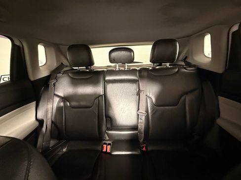 Used 2022 Jeep Compass Limited AWD/4WD image 42