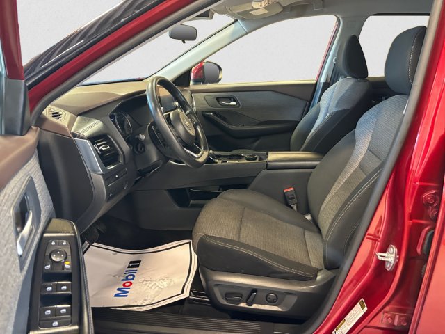 Used 2021 Nissan Rogue SV AWD/4WD image 9