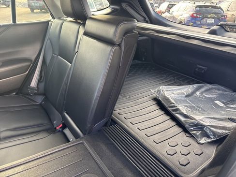 Used 2024 Subaru Outback Touring image 29