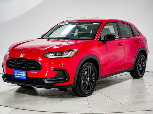 Certified 2026 Honda HR-V Sport image 3