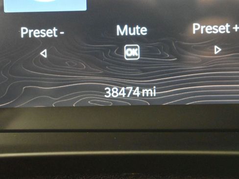 Used 2023 Jeep Grand Cherokee Altitude image 22