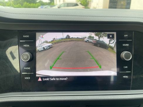Used 2021 Volkswagen Jetta SEL FWD image 24