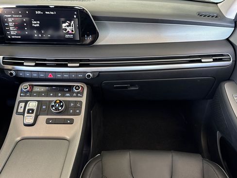 Used 2025 Hyundai Palisade SEL AWD/4WD image 32