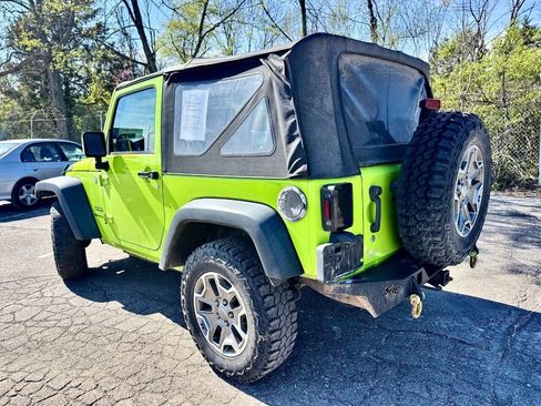 Used 2012 Jeep Wrangler Sport w/ Connectivity Group image 3