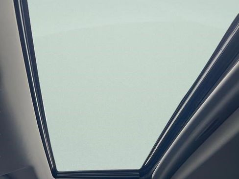 Certified 2025 GMC Sierra 1500 Denali image 13