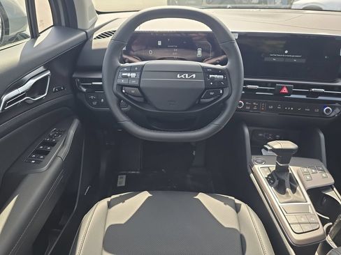 New 2026 Kia Sportage SX AWD/4WD image 14