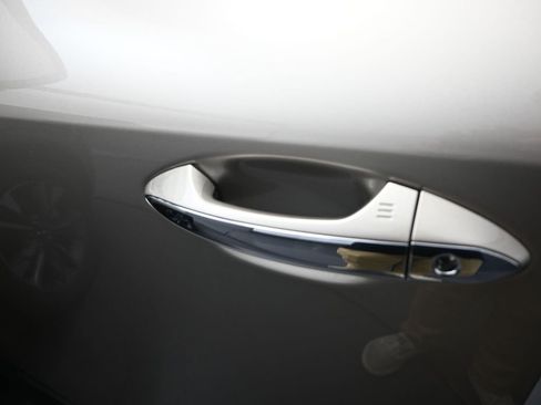 Used 2025 INFINITI QX60 Luxe w/ Vision Package image 11