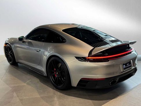 Used 2022 Porsche 911 Carrera 4 GTS image 4