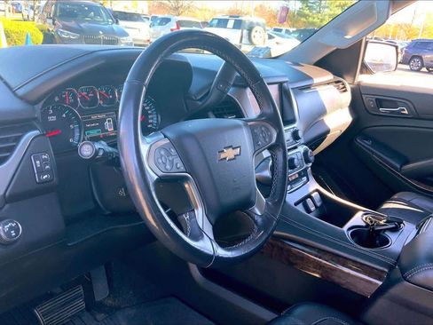 Used 2018 Chevrolet Tahoe LT w/ Luxury Package image 17
