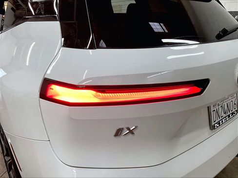 Certified 2026 BMW iX xDrive45 image 31