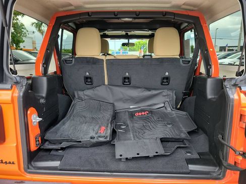 Used 2020 Jeep Wrangler Unlimited Sport AWD/4WD image 8