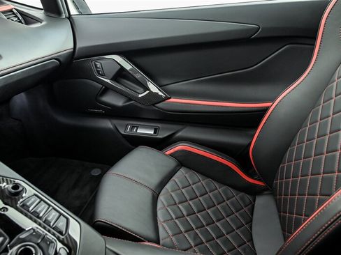 Used 2017 Lamborghini Aventador S AWD/4WD image 33