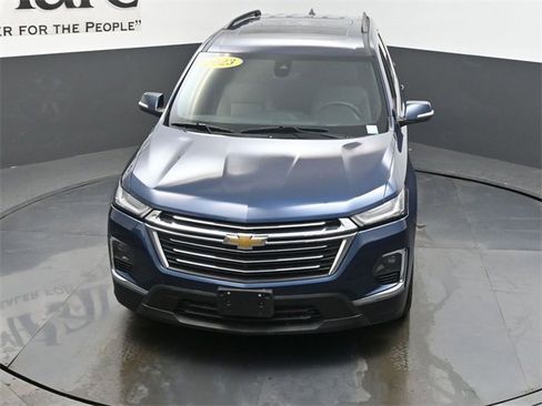 Used 2023 Chevrolet Traverse LT w/ LT Premium Package image 59