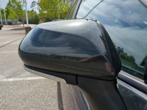 Used 2025 Toyota Camry LE image 12