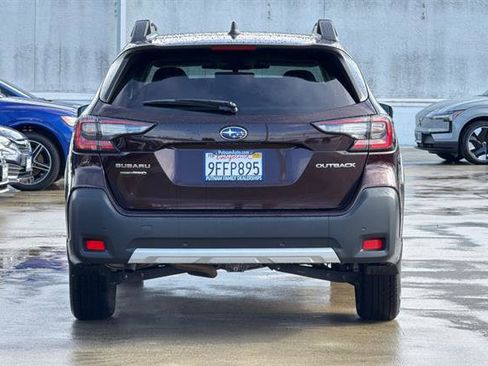 Used 2023 Subaru Outback Limited image 4