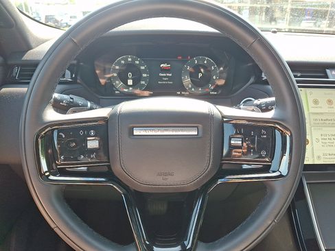Used 2026 Land Rover Range Rover Velar S AWD/4WD image 12