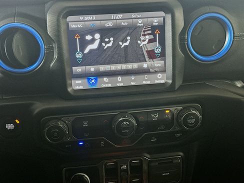 Used 2023 Jeep Wrangler Sahara image 23