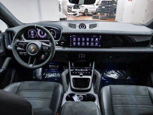 Used 2024 Porsche Cayenne Turbo GT image 16