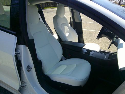 Used 2021 Tesla Model 3 Long Range AWD/4WD image 50