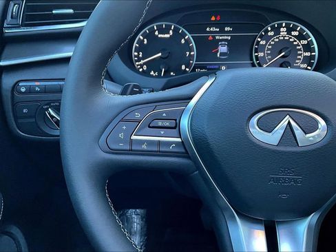 Used 2025 INFINITI QX55 Luxe w/ Cargo Package image 18