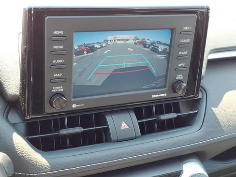 Certified 2021 Toyota RAV4 XLE w/ XLE Grade Weather Package AWD/4WD image 25