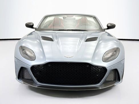 Used 2021 Aston Martin DBS Superleggera Volante image 2