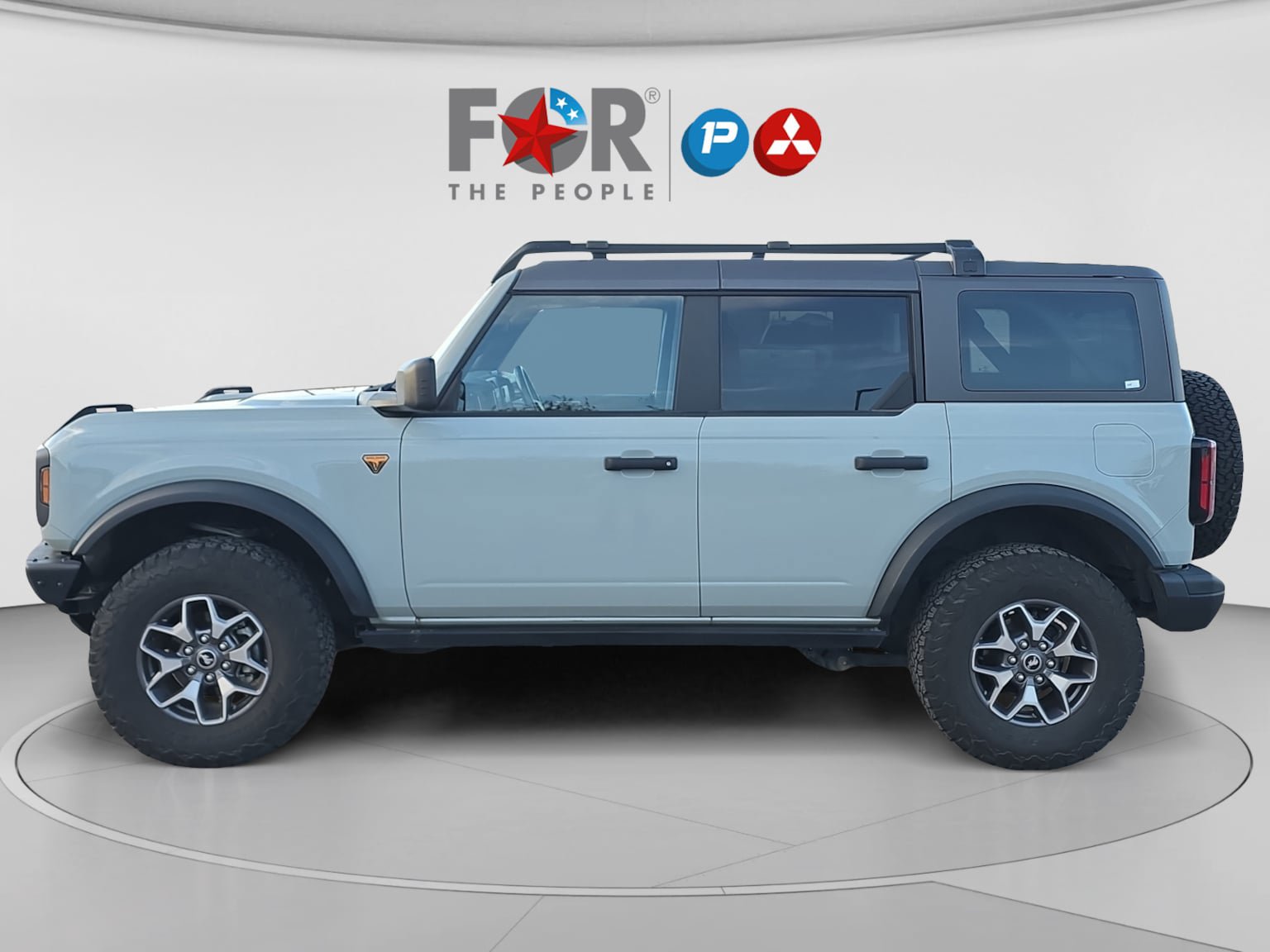 Used 2024 Ford Bronco Badlands AWD/4WD image 6