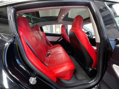 Used 2018 Tesla Model 3 Long Range image 21