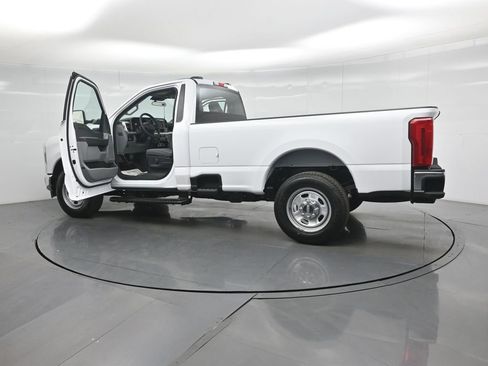 New 2026 Ford F350 XL w/ XL Chrome Package image 30