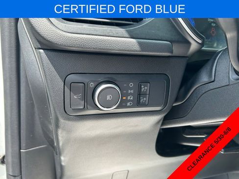 Certified 2022 Ford Escape SEL w/ SEL Stealth AWD Package image 18