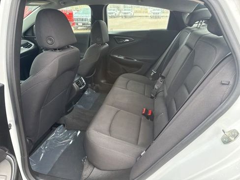 Used 2024 Chevrolet Malibu LT image 33