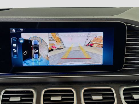 New 2026 Mercedes-Benz GLS 450 4MATIC image 18