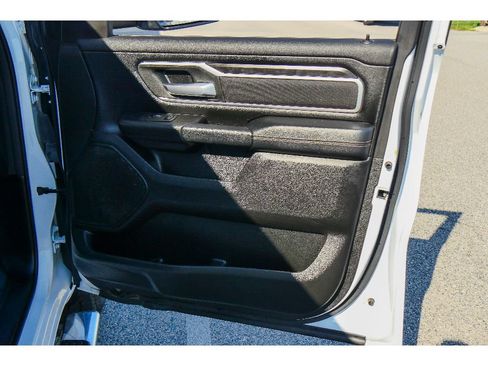 Used 2023 RAM 1500 Big Horn AWD/4WD image 16