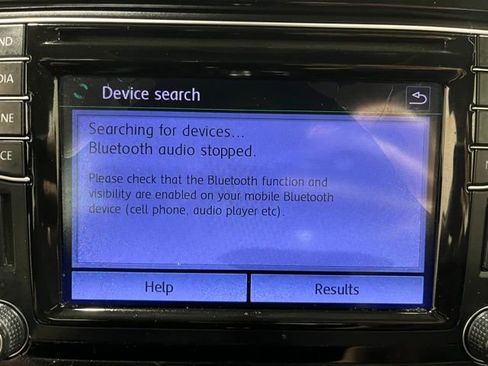 Used 2016 Volkswagen Jetta SEL w/ Lighting Package image 35