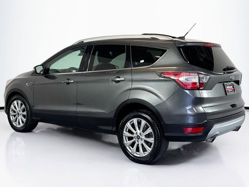 Used 2017 Ford Escape Titanium image 7