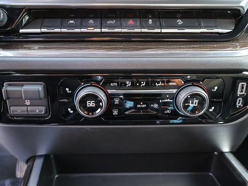 Used 2024 Chevrolet Silverado 1500 RST w/ Z71 Off-Road Package image 52