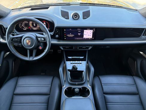 Certified 2026 Porsche Cayenne Turbo GT AWD/4WD image 6