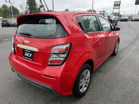 Used 2020 Chevrolet Sonic LT FWD image 4