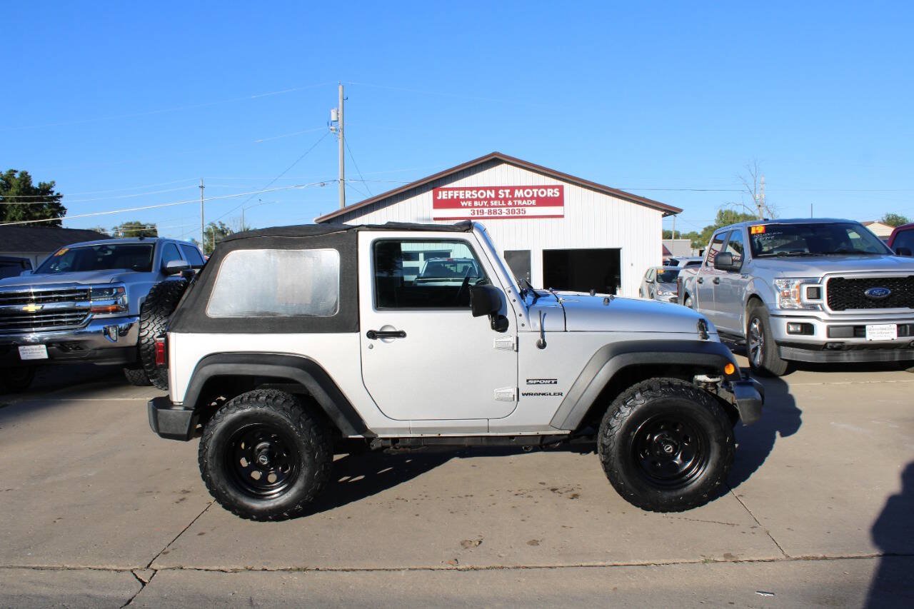 Used 2011 Jeep Wrangler Sport AWD/4WD image 1