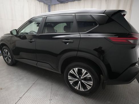 Certified 2023 Nissan Rogue SV w/ SV Premium B Package AWD/4WD image 34