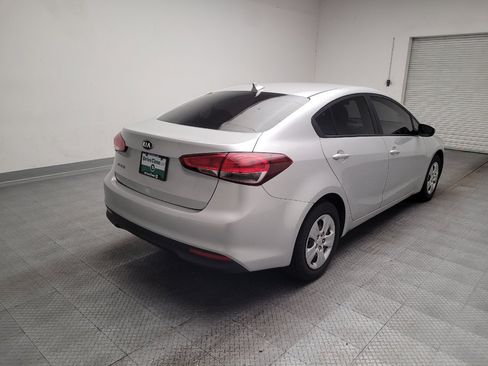 Used 2018 Kia Forte LX FWD image 9