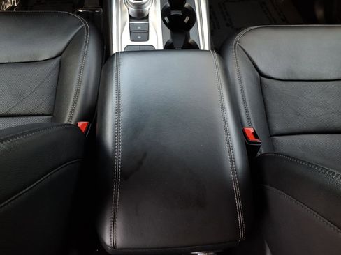 Used 2024 Ford Explorer Limited image 18